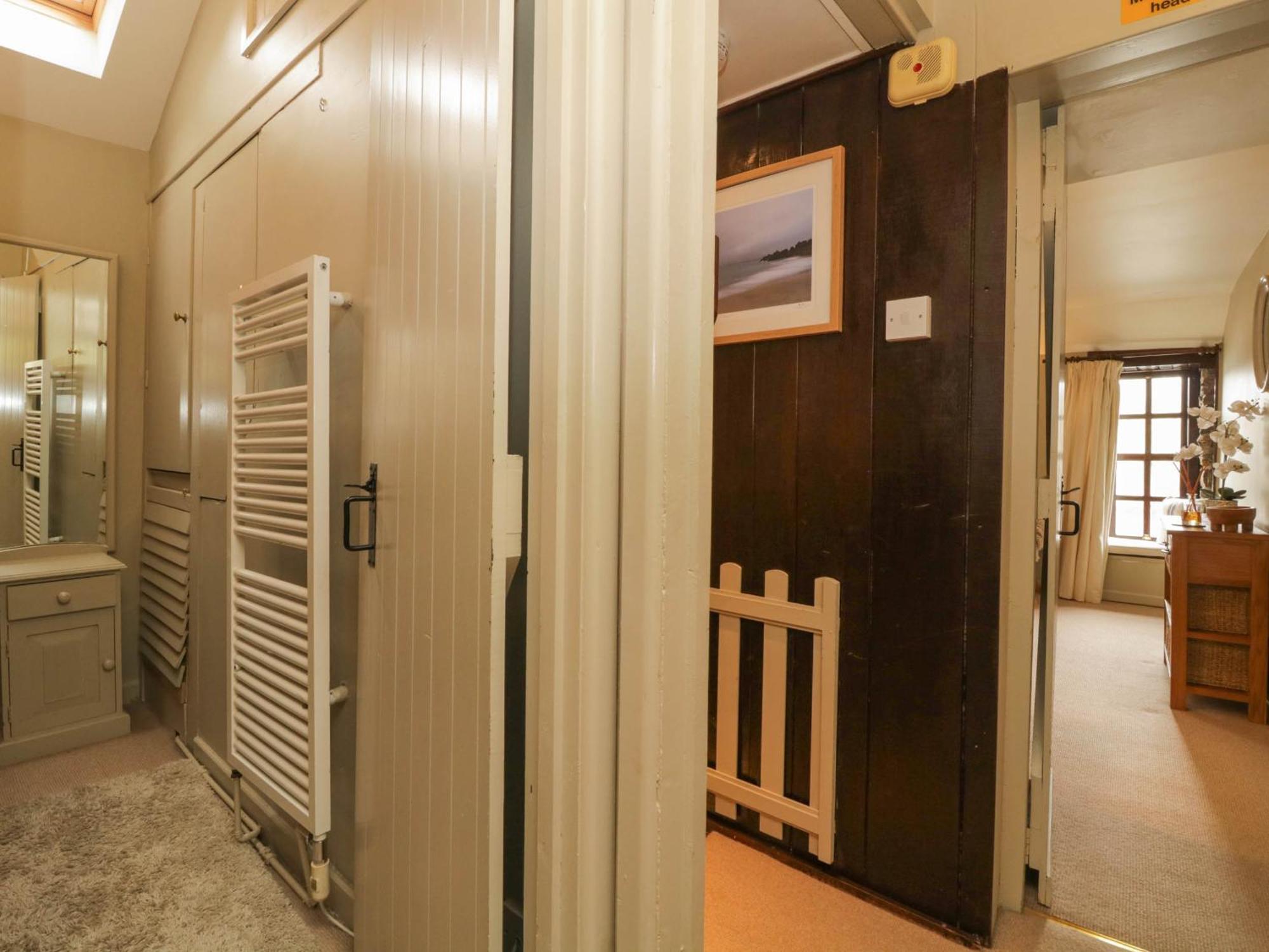 4 Trenhaile Terrace Труро Экстерьер фото